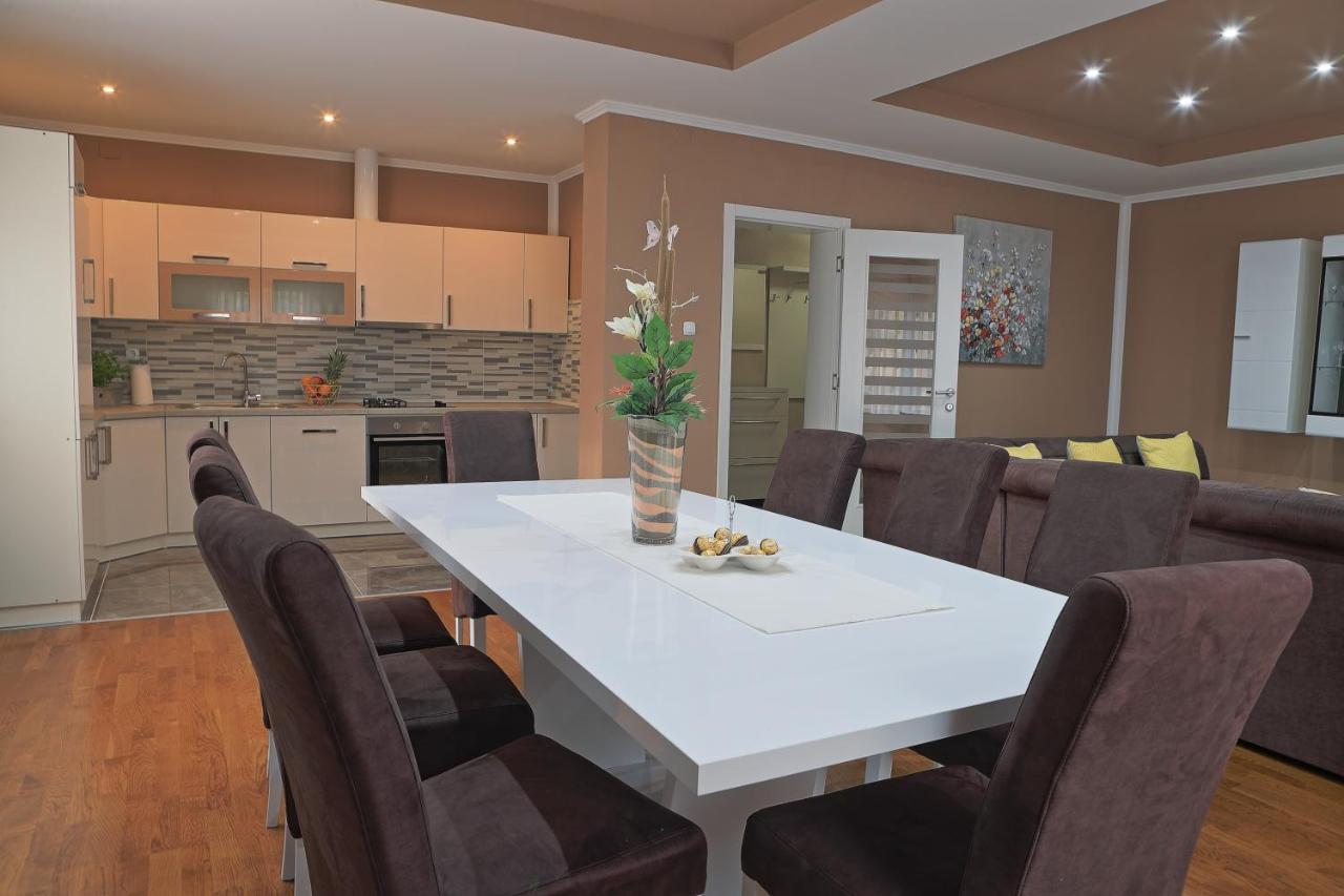 אוטוצאץ Holiday House Lana מראה חיצוני תמונה